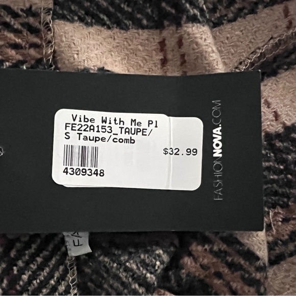 FASHION NOVA Vibe With Me Plaid Skort in Plaid Taupe Size S NWT - Picture 5 of 7